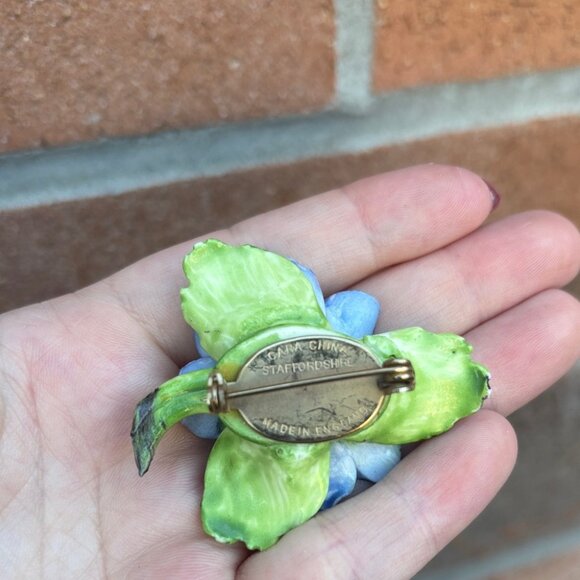 Vintage Cara China Staffordshire Made in England Flower Brooch - Picture 2 of 8